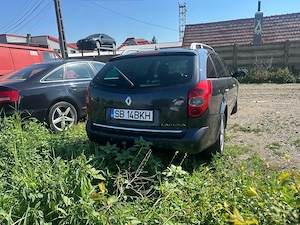 Vând Renault Laguna 2,2 Diesel - imagine 4