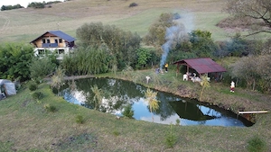 cabană cu lac și ciubăr de închiriat la 14 km de Cluj Arena  - imagine 2