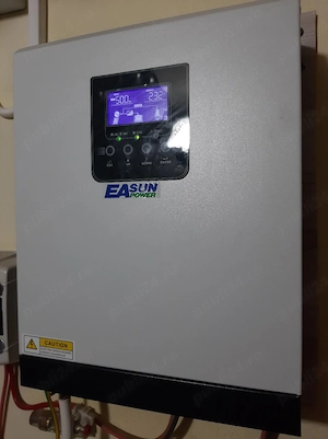 Invertor Solar Easun ISolar SMH 3Kw 24V