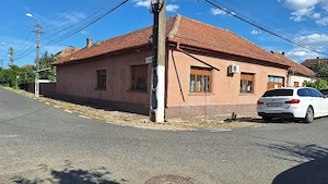 Vând casă cartier Crișan 