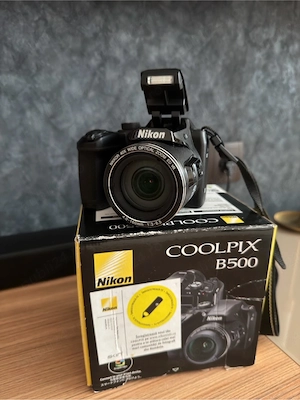 Aparat foto Nikon Coolpix B500