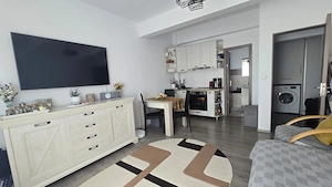 Vând apartament cu o cameră modernă - imagine 2