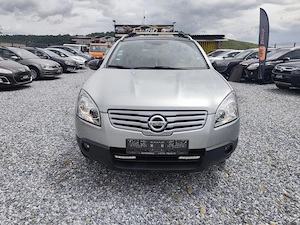 Nissan Qashqai+2 Tekna 2.0DCi 2010 06 - imagine 2