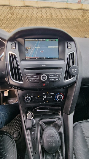 Ford Focus 3 facelift,1.0 ecoboost,2015 - imagine 3