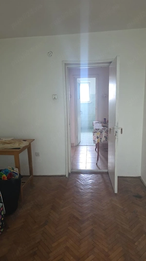 Vând apartament 2 camere - imagine 2