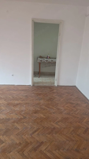 Vând apartament zona Crihala - imagine 3