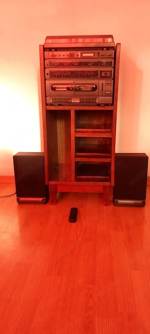 Rack audio cu sistem Universum
