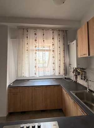 Apartament cu 2 camere   Targu Mures, str. Budiului (Zona Izvor   Lidl Gara) - imagine 2