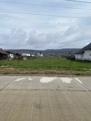 Teren intravilan 10 ari Darmanesti (Chilibancina) jud Suceava  - imagine 4