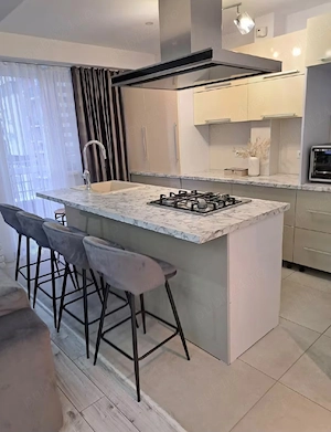 Apartament cu Jacuzzi   Relaxare și Confort - imagine 3