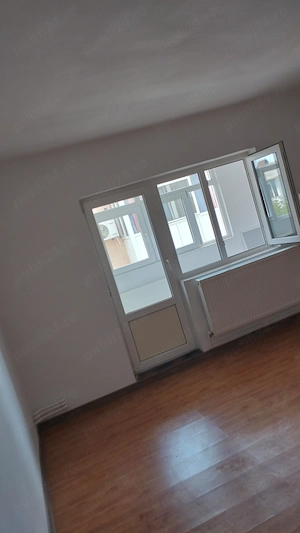 Vând apartament  - imagine 9