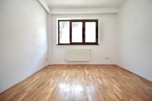 PRELUNGIREA GHENCEA-LIDL, APARTAMENT IN VILA 2010, CURTE 300 MP SI PARCARE!  - imagine 12