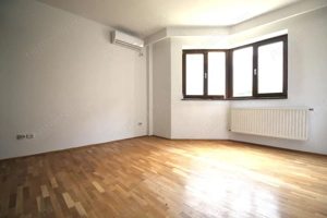 PRELUNGIREA GHENCEA-LIDL, APARTAMENT IN VILA 2010, CURTE 300 MP SI PARCARE!  - imagine 10