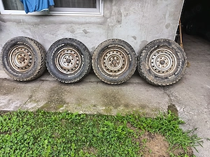 Vând 4 roții L200 