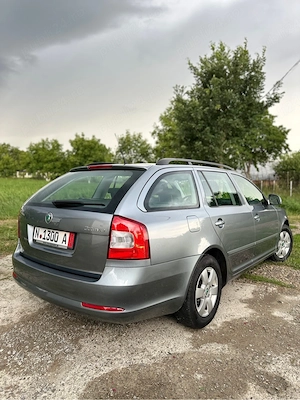 Skoda Octavia 2013 - imagine 2
