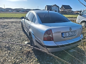 Vand VW Passat - imagine 4