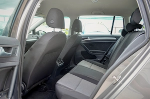   Volkswagen Golf 7 - 2016 - Euro 6 - FARA ADBLUE - 110cp - Navigatie - Jante - Parcare automata - imagine 5
