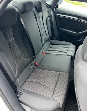 Audi A3 S Line Berlina  - imagine 6
