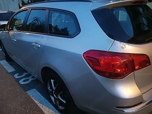Opel Astra 2013 - imagine 4