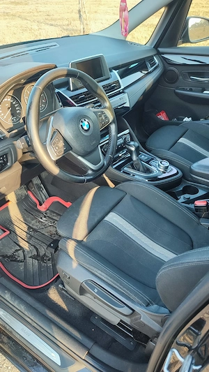 BMW 220D Xdrive - imagine 4