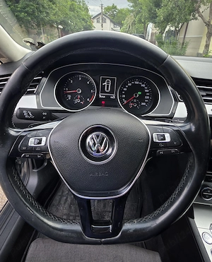 Volkswagen Passat B8 Highline 2016 2.0 TDI 150 CP Automat DSG. *Distronic - imagine 8