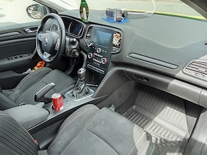 Renault Megane 4 Break 1.33 TCE  (Opțiune Taxi Roman) - imagine 5