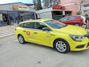 Renault Megane 4 Break 1.33 TCE  (Opțiune Taxi Roman) - imagine 3