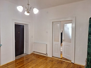 Apartament la casă 2 camere strada Movilei Sibiu - imagine 3