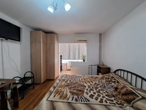 Apartament spatios cu 1 camera-renovat-mobilat si utilat-etaj 3-Dambovita