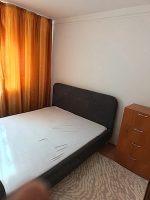 Închiriez apartament 60 mp în Focșani 