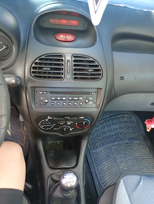 Vând Peugeot 206,motor 1,4 Benzină  - imagine 8
