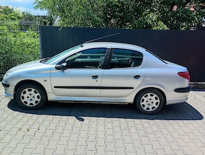 Vând Peugeot 206,motor 1,4 Benzină  - imagine 2