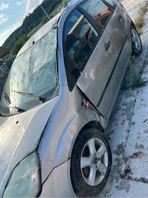 Ford Fiesta Mk6 (2002)   Benzină   Pentru dezmembrări sau reparație - imagine 5