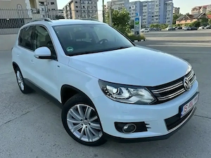 Volkswagen Vw Tiguan 2015 * DSG 4x4 * 2l TDI 177 CP * Xenon * Panoramic * Webasto * CUP