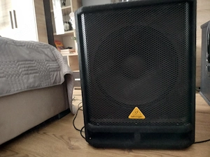 Bass beringher VQ eurolive 1500.