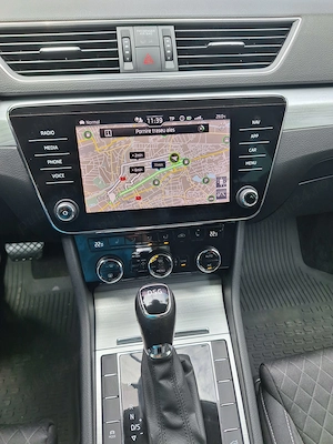 Vând Skoda Superb 2.0 TDI, anul 2021 - imagine 9