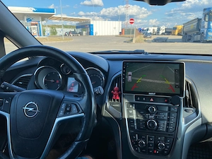 Opel Astra J Sports Tourer - imagine 8