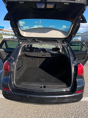 Opel Astra J Sports Tourer - imagine 4