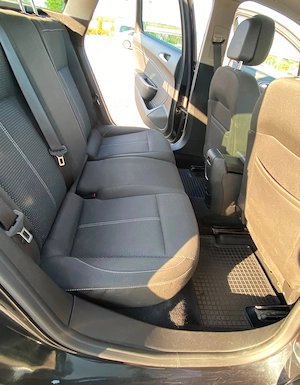 Opel Astra J Sports Tourer - imagine 6
