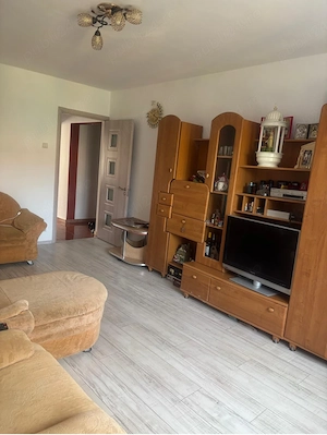 Vand Apartament ( Persoana fizica ) - imagine 4