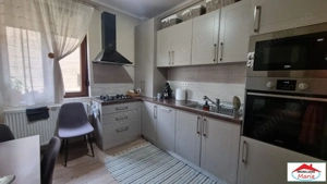 Apartament 3 camere parter zona centrala - imagine 5