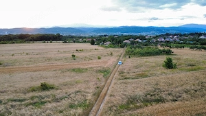 3700 mp Budesti-Piscul Pietrei - imagine 6