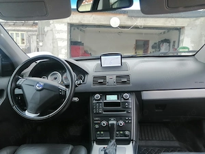 Vând Volvo XC90 R-Design, an fabricație 2012, motor 2.4 D5 Diesel, 200 CP, cutie automată  - imagine 7