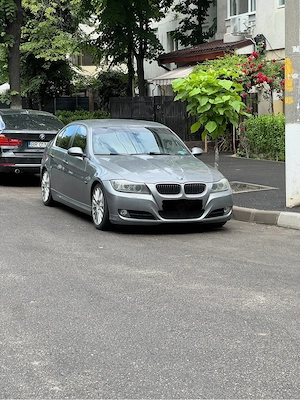 Bmw 320d LCi - imagine 5