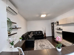 Inchiriez apartament cu 2 camere,decomandat,zona Giurgiului