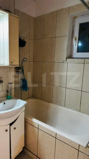 Apartament 3 camere decomandat , 70 mp. , bloc cu lift , zona M15 - imagine 10