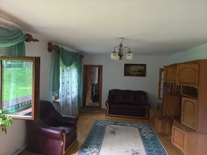 Casa de locuit Campulung Moldovenesc 242mp cu teren 1756mp - imagine 9