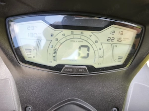 Scuter Aprilia SXR 50 - imagine 2