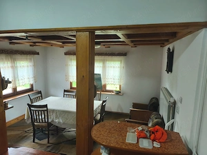 Casa de locuit Campulung Moldovenesc 242mp cu teren 1756mp - imagine 8
