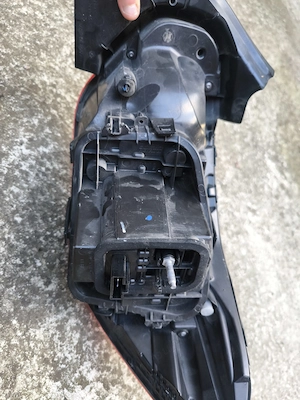 Lampa stânga spate Dacia Logan 3 - imagine 3